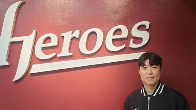 친정 롯데 충격 급이별→'눈물 버튼' 터졌다 왜? 