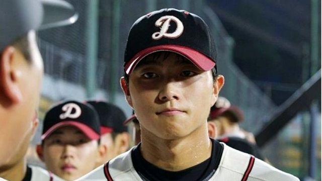 “쟤는 배우 해야겠다”…’현빈 닮은꼴’ 얼굴 천재 야구선수 등장 (‘최강야구’)