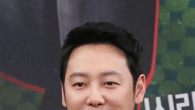 김동욱, 아빠 된다…결혼 2년 만에 첫 아이 임신 [공식]