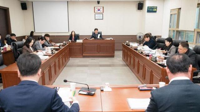 용인특례시의회 자치행정위원회, 2025년도 행정사무감사 8일차