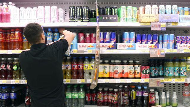 영국, 시판 밀크셰이크·카페라테에도 설탕세 부과