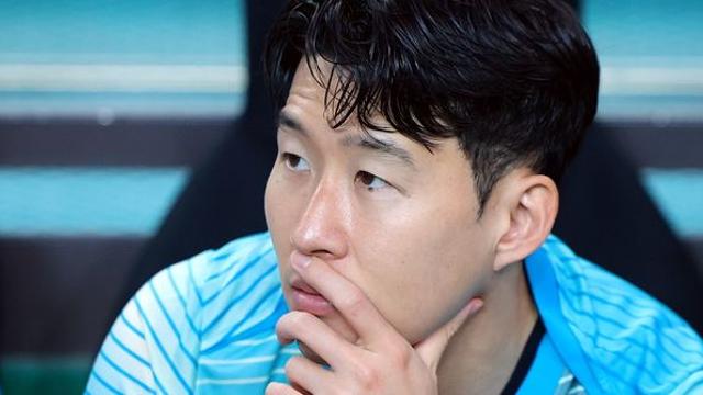 손흥민도 있다…영국 언론 선정, 같은 팀끼리 싸운 '팀킬' 축구 선수들