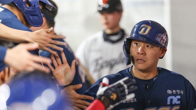 [속보] '우승 포수' 박세혁, 삼성 유니폼 입는다…NC와 지명권 트레이드