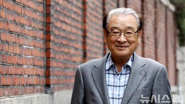 '영원한 현역' 이순재 