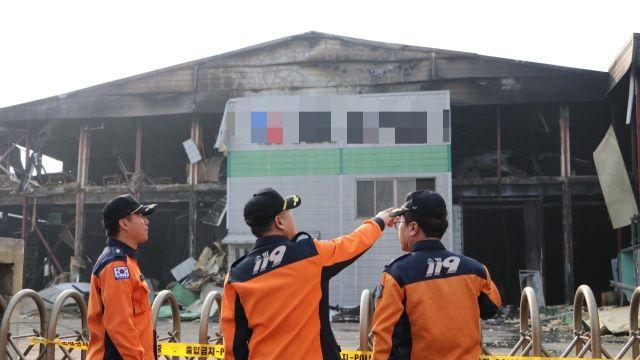 최덕호 신임 평택소방서장…첫 업무로 포승 화재현장 방문