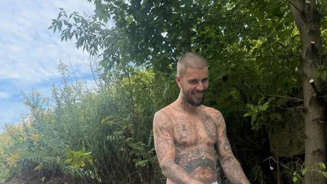 톱가수, 골프치다 구석 용변 포착 “라운딩 전 맥주 마셔”