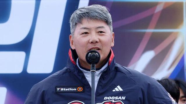 두산, 마운드 강화 총력…내부 FA 잔류·아시아쿼터 투수 추진