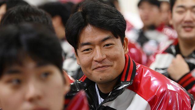 '국대 사이드암' 1군 0G 등판→또 충격 방출…LG, 방출 선수 5명 재계약 불가 통보