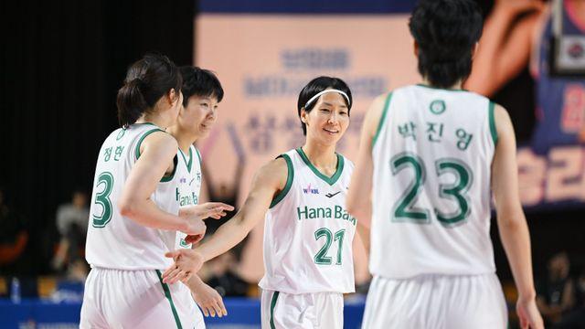 상상이상 효과…‘최적 핏’ 사키+‘폭풍성장’ 박소희, 하나은행의 놀라운 변신