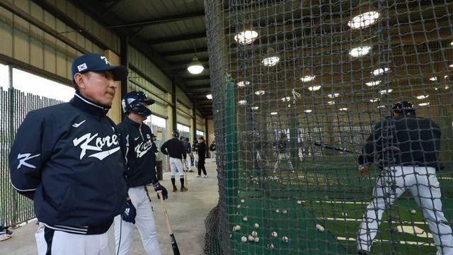 [단독] 한화, 김기태 전 KIA 감독 2군 코치로 영입...