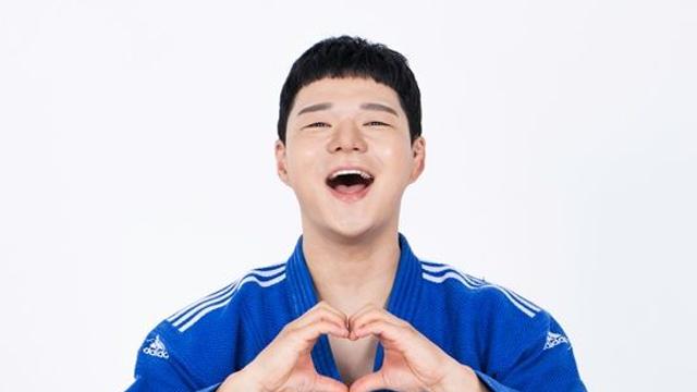 '정통 트로트 신예' 두각, 신곡 '늪실이 좋아요' 발표…