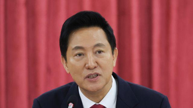 오세훈 휴대폰서 '명태균 여론조사' 파일 발견…오세훈 