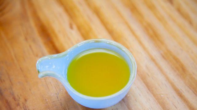 아침 공복에 ‘올리브유’ 한 스푼... 부작용은 없을까?