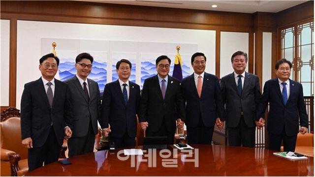 노무사·세무사·변리사회 회장이 국회 찾은 까닭은?