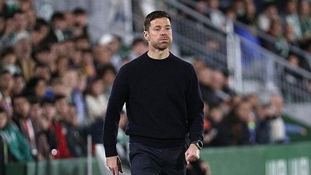 '감독 바꿔 달라' 선수들 집단항명! 무패우승 감독, 레알 부임 반 시즌만에 '경질 위기'…비니시우스-발베르데-벨링엄 반기 들었다