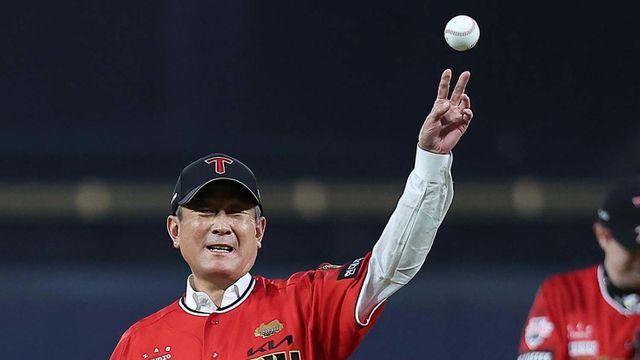 이 정도 거물을 감독도 아니고 2군 코치로?... 한화가 작정했다