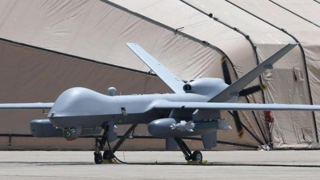 '세계 최강 킬러 드론' 美무인기 MQ-9, 임무 중 군산 앞바다 추락