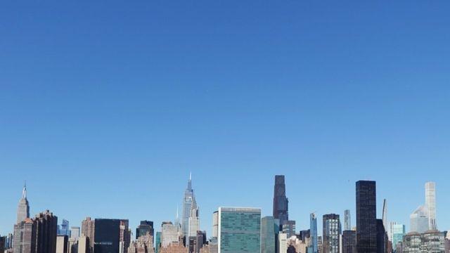 재킷 하나로 뉴욕 여행 끝? 장윤주의 단벌 여행 패션 꿀팁