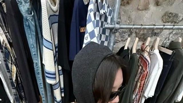 제니·지디가 픽한 겨울 패션 아이템…'바부슈카' 뭐길래?