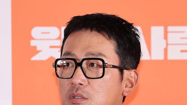 ‘윗집 사람들’ 하정우 “홀로 미혼…가족 생겨 부러워”