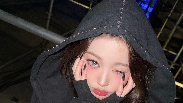 장원영, 블랙핑크 리사는 홀리데이 네일 이렇게 했대요