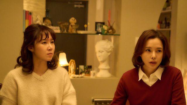 ‘윗집 사람들’ 공효진 “임신 중이던 이하늬, 입덧 참아가며 연기 감탄”