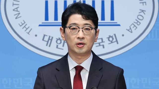 주진우 “SNS서 중국 계정 대거 발견…‘댓글 국적 표기법’ 통과시켜야”