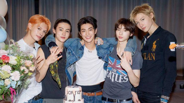 코르티스, 데뷔 100일의 기적?... 美 빌보드 앨범 차트 ‘역주행’