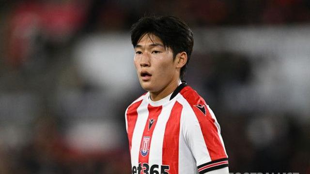 ‘PL 승격 도전’ 배준호, 행운의 2호 어시스트! 스토크, ‘춘추전국’ 챔피언십서 2위 도약