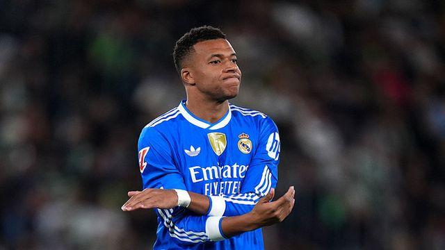 [오피셜] 6분 42초 만에 해트트릭! 커리어 최초 UCL 1경기 4골까지...'5경기 9골' 음바페, POTM 선정