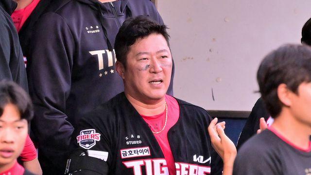 이대로면 최형우 빼앗긴다! 