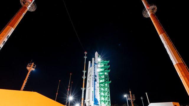 [누리호 성공] 5·6차 발사 남았다…민간 우주 전환 가속