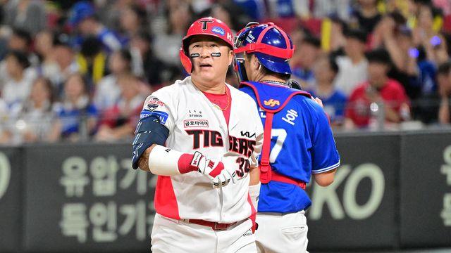 KIA·삼성 '최형우 2파전' 아직 유지 중…에이전시 