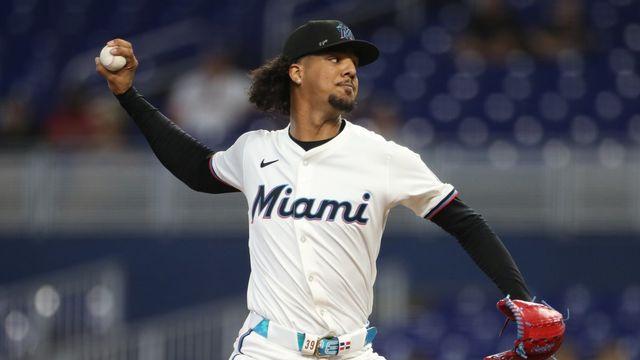 마이애미가 연장 계약을? ‘203cm-100마일’ 영건과 협상 시작