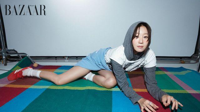 ‘윗집 사람들’ 개봉 앞두고… 하정우·공효진·김동욱·이하늬 바자 화보로 뭉쳤다!