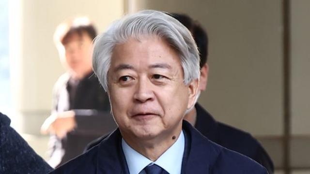 ‘정치자금법 위반 혐의’ 노웅래 전 의원, 1심서 무죄 선고