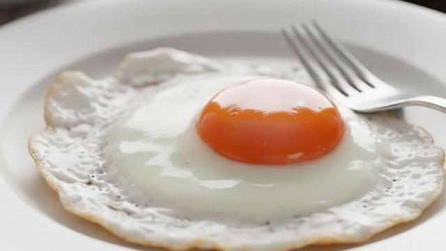 지금까지 속았다…계란 노른자 '주황색'에 대한 완전 놀라운 반전