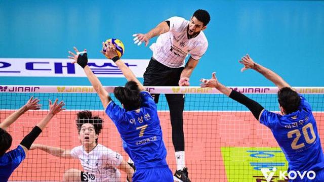 연패 끊은 현대캐피탈 레오 