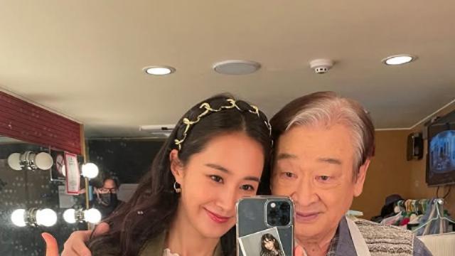 권유리, 별세 故이순재·‘심부전증’ 신구 향한 기도 “나의 앙리 할아버지”