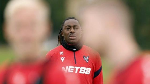 에제 대기록 해트트릭 폭발… 아스널, 북런던 더비 4-1 완승