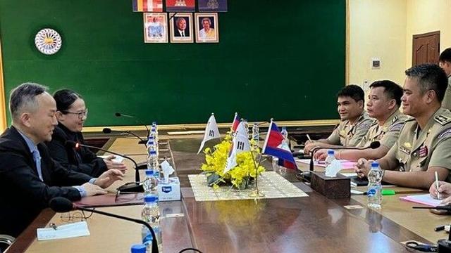 박일 정부대표, 시하누크빌 방문…