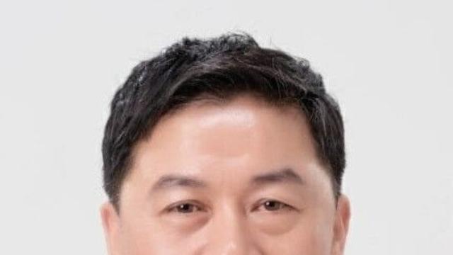 LG전자.화학, CEO 세대교체...엔지니어 출신. 첨단소재 전문가 발탁