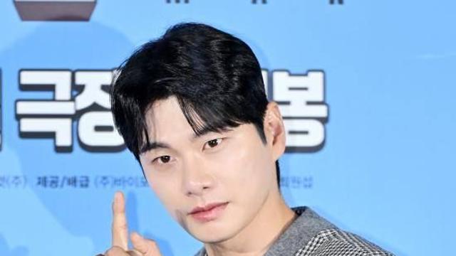 이이경 측, 사생활 루머 폭로자 '10억 요구' 제보 받았다…