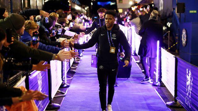 “사실 바르셀로나 갈 뻔했는데”…첼시 원더키드, 한 시즌 만에 이적? 에이전트가 “아직 특별한 애정 있어”