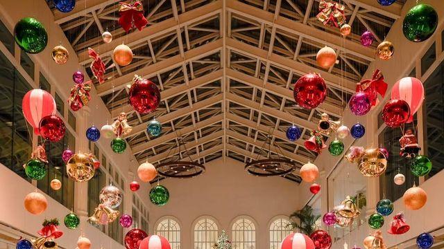 크리스마스 분위기를 제대로 느낄 수 있는 교외 대형 카페 3