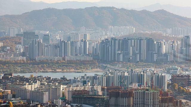 지난달 서울 아파트 거래량 급증…작년보다 176%↑