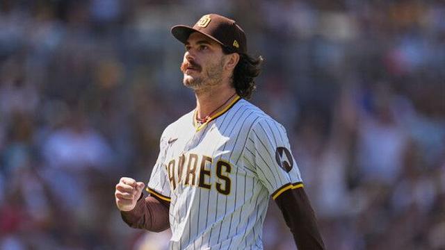 'WS 준우승' MLB 토론토, FA 투수 시즈 영입…7년 3079억원 계약