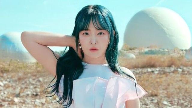 윤하, 소극장 콘서트 겨울테마도…'빛나는 겨울' 12회 단숨 '매진'