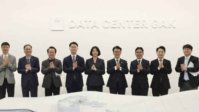 김민석 국무총리, AI 데이터센터 현장방문