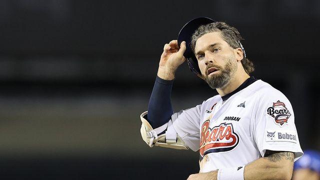 케이브, 두산과 재계약 실패…보류권 규정에는 서운함 표해